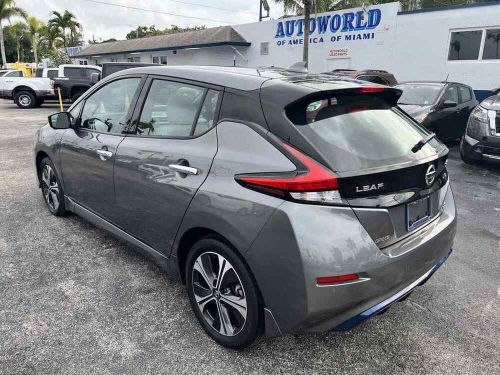 2021 nissan leaf sl plus hatchback