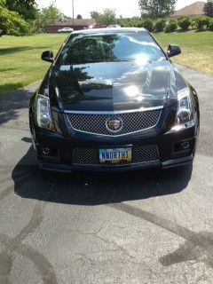 Black diablo cts-v -570 hp w/ 7000 miles, new black &amp;red tires 1,000 miles