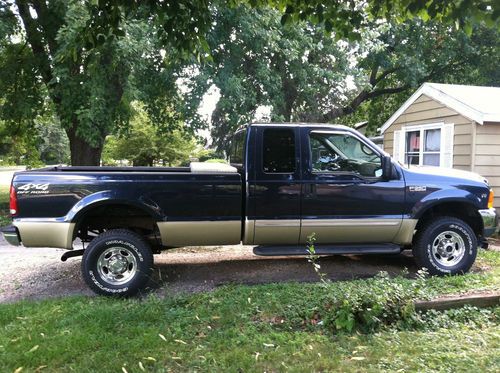 2000 ford f-350 super duty 4x4 super cab 6.8l v-10 harley davidson lariat