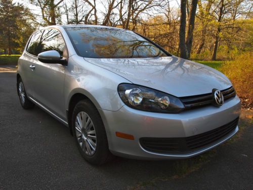 No reserve! 2001 vw golf 2 door 5-speed manual reflex silver 29k miles