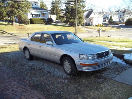 1990 lexus ls400