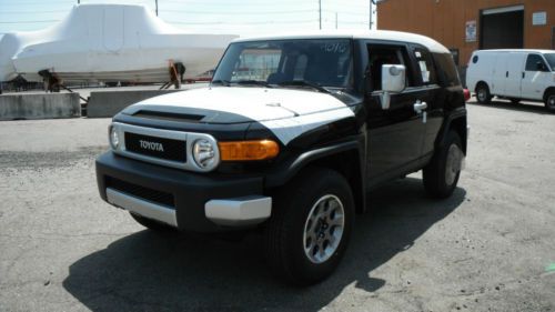 Toyota fj cruiser 4wd 4dr man low miles suv manual gasoline 4.0l dohc sfi 24-val