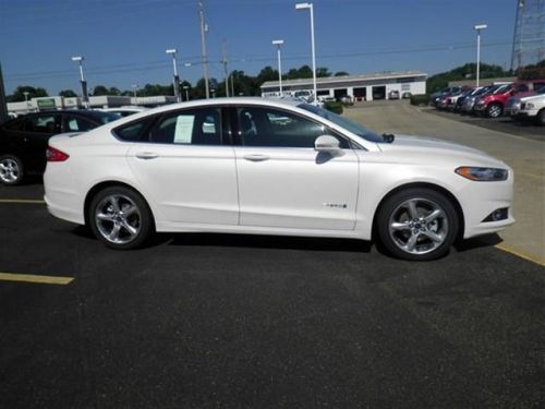 2014 ford fusion hybrid se