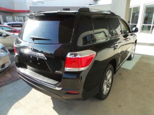 2011 toyota highlander limited