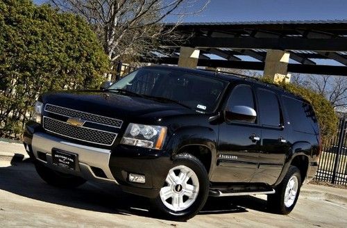 2007 chevrolet suburban z-71 navigation sunroof backup camera 3rd seats 1 owner