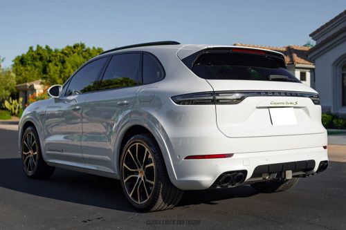 2022 porsche cayenne turbo s e-hybrid