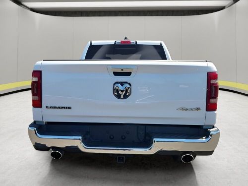 2022 ram 1500 laramie crew cab 4x4 5&#039;7&#034; box