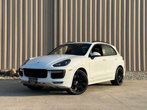 2016 cayenne gts