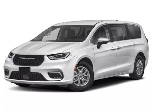 2023 chrysler pacifica touring l van 4d