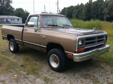 Sell used 1988 Dodge Ram 4X4 W150 Short Bed in Griffith, Indiana ...