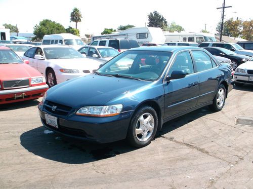 2000 honda accord, no reserve