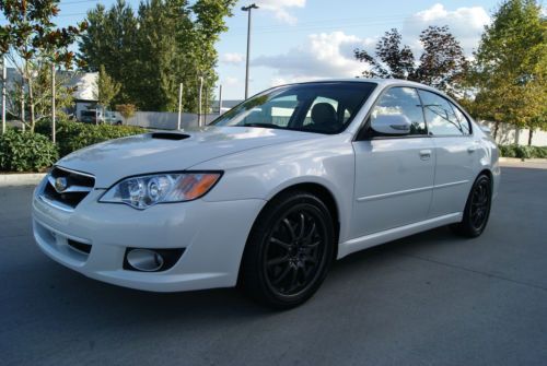 2008 subaru legacy gt limited. automatic. satin white. 37k! amazing condition!