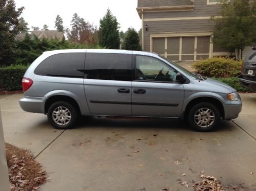 2006 dodge caravan base mini cargo van 4-door 3.3l