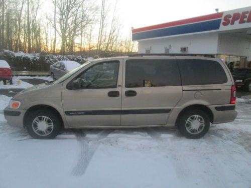 2004 chevrolet venture--clean--runs great