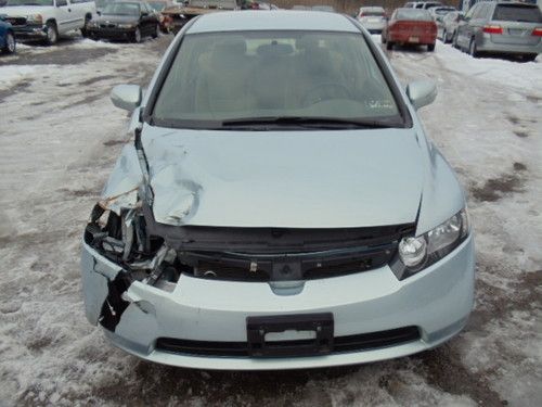 Repairable rebuildable wrecked salvage project e z fix auto  sedan 4-door hybrid