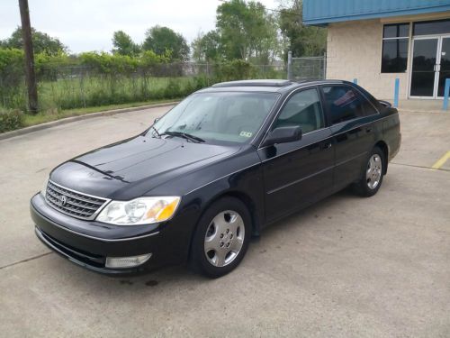 2003 black avalon xls loaded w/ roof, leather , alloy, wood whl!! no reserve!!!