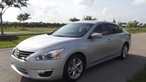 2013 nissan altima sv sedan 4-door 7k mi alloys rear view cam - - free shipping