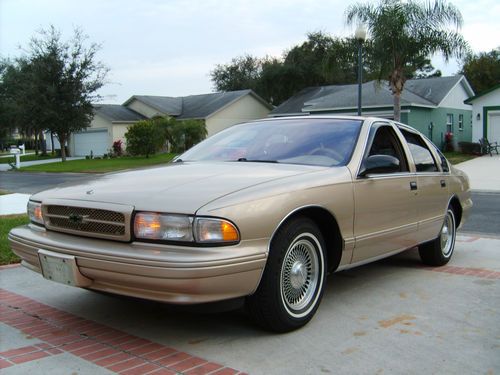 96 gold caprice 5.7l  v-8  mint florida