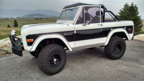 1974 ford bronco, classic bronco, vintage bronco