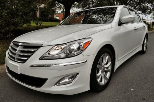 2013 hyundai genesis 3.8 sedan 4-door 3.8l