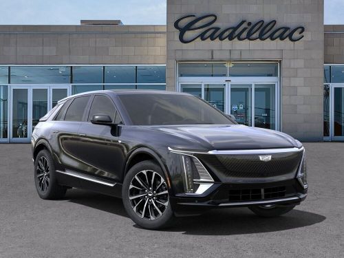 2024 cadillac lyriq sport 2