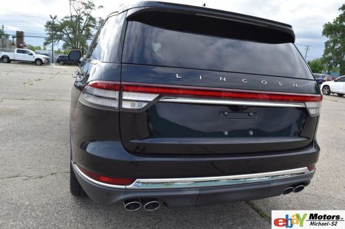 2020 lincoln aviator awd 3 row reserve-edition(sticker new was $69,920)