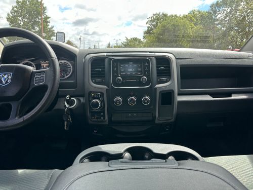 2014 ram 1500 4wd crew cab 140.5&#034; express