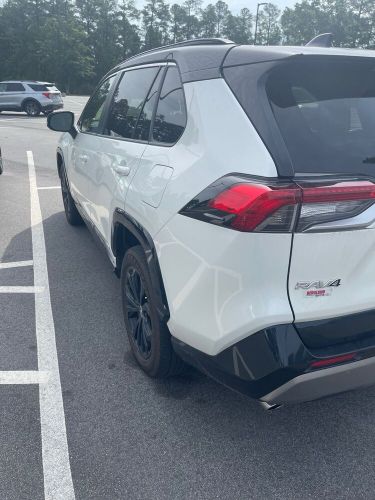 2022 toyota rav4 xse