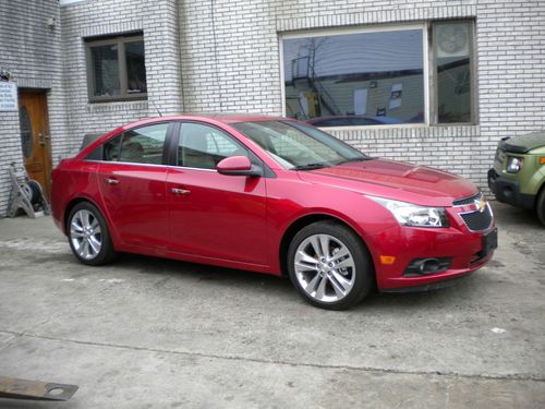 2012 chevrolet cruze ltz sedan 4-door 1.4l