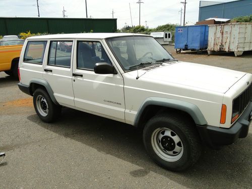 1998 jeep cherokee se 4-door 4wd