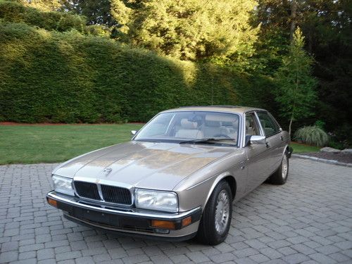 1994 jaguar xj12 luxury sedan 4-door 6.0l