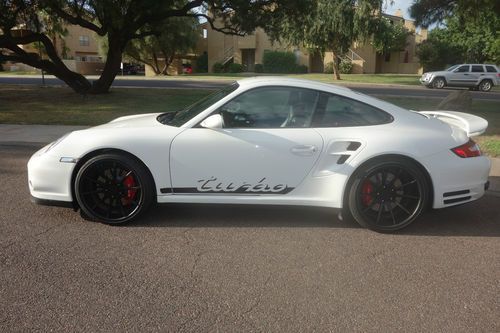 2007 porsche 911 turbo coupe low miles!