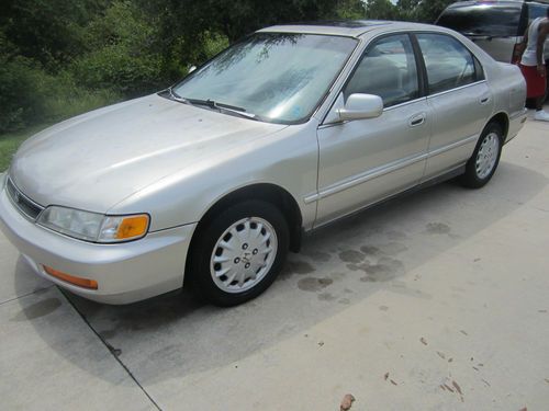 1997 honda accord ex sedan 4-door 2.2l