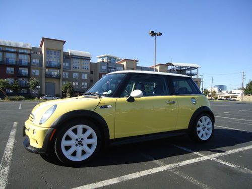 2003 mini cooper s 6 speed manual, nice