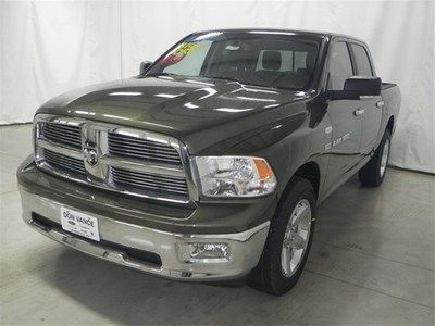 Crew cab 4x4 new 5.7l 4 doors 4-wheel abs brakes 5.7 liter v8 engine compass