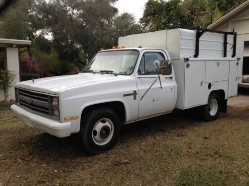 1985 chevrolet 1 ton diesel utility truck