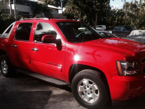 2011 chevrolet avalanche ls crew cab pickup 4-door 5.3l