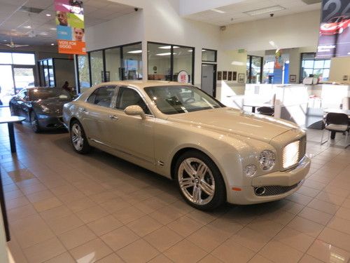 2011 bentley mulsanne base sedan 4-door 6.8l