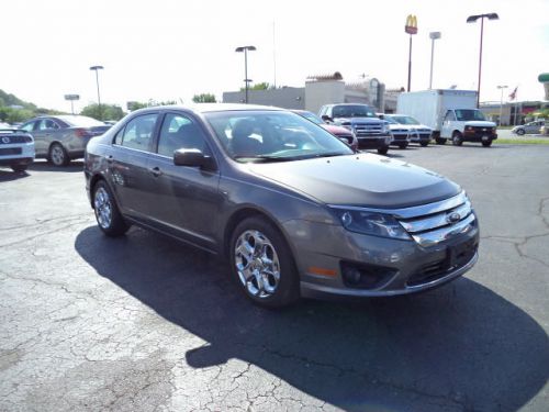 2011 ford fusion se