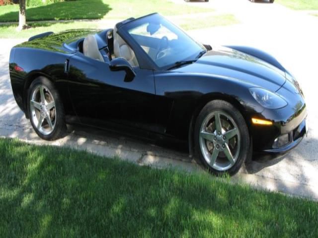 Chevrolet corvette base convertible 2-door