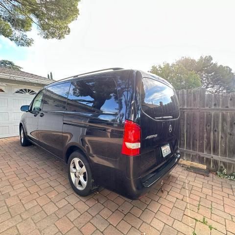 2016 mercedes-benz metris passenger van 4d