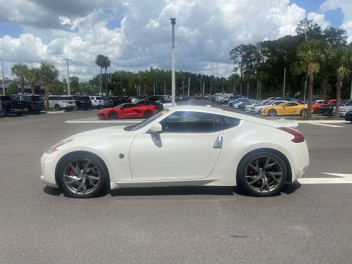 2017 nissan 370z sport tech