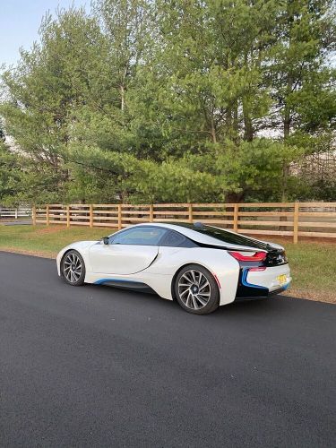 2016 bmw i8