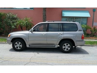 Toyota land cruiser 4x4, 4.7l v8, leather interior, sunroof, tinted glass