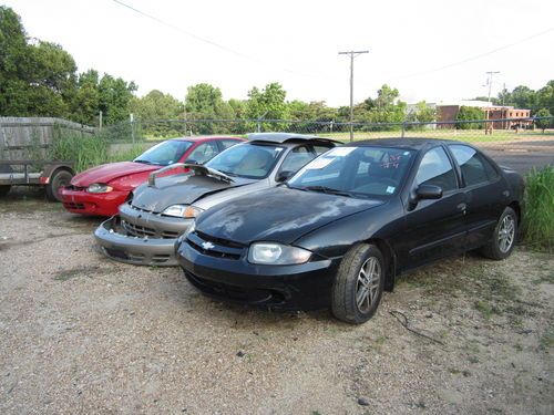 2000 chevrolet cavalier sedan 2.2l salvage wrecked rebuildable 3 cars no reserve