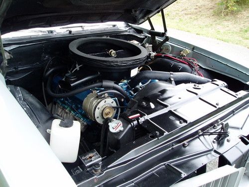 1970 oldsmobile 442  the interior is like new