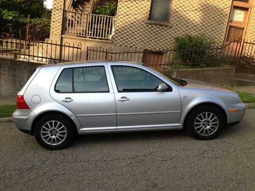 2006 volkswagen golf gls hatchback 4-door 2.0l