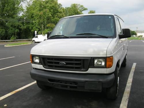 2005 ford e250 1ownr 71k  5.4l v8 efi auto ac am/fm clean pa title runs 100% !!!