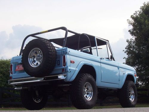 Top quality 1974 ford bronco fully restored 302 v8 ranger ready to show or go!