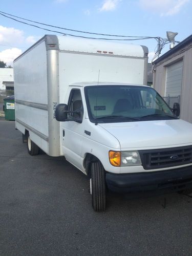 2005 ford e350 box truck